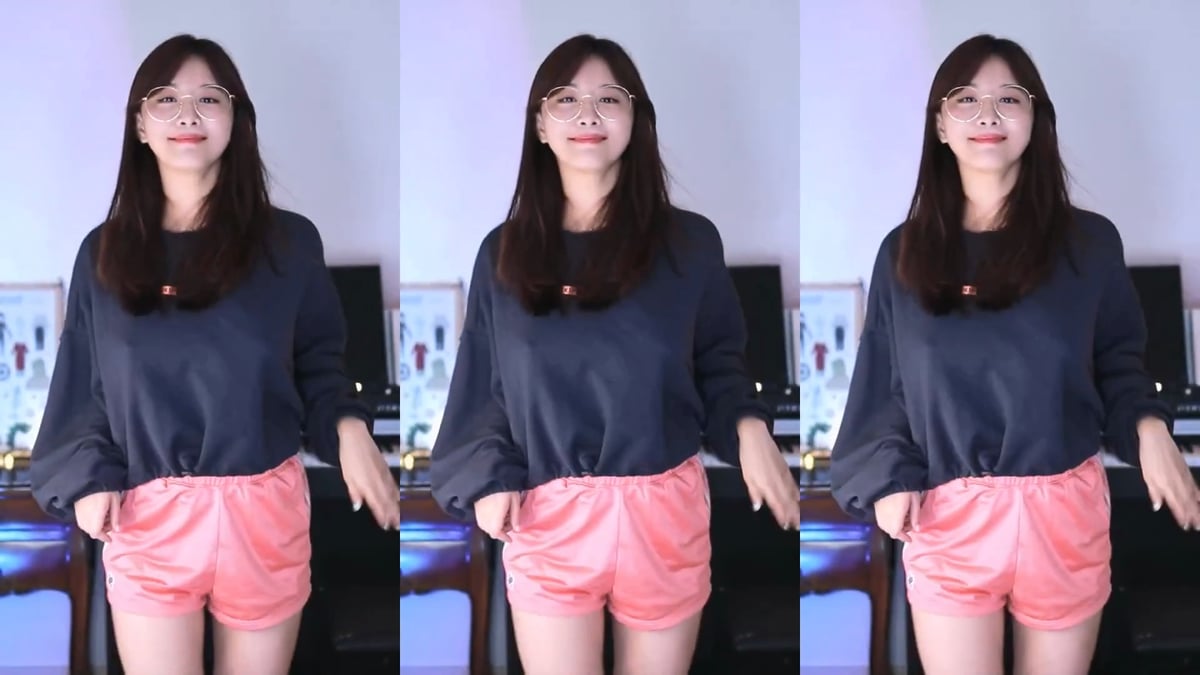 트위치 스트리머 ★ 미모_노출 9V모음 [노템/꼭지노출] 미리보기 2