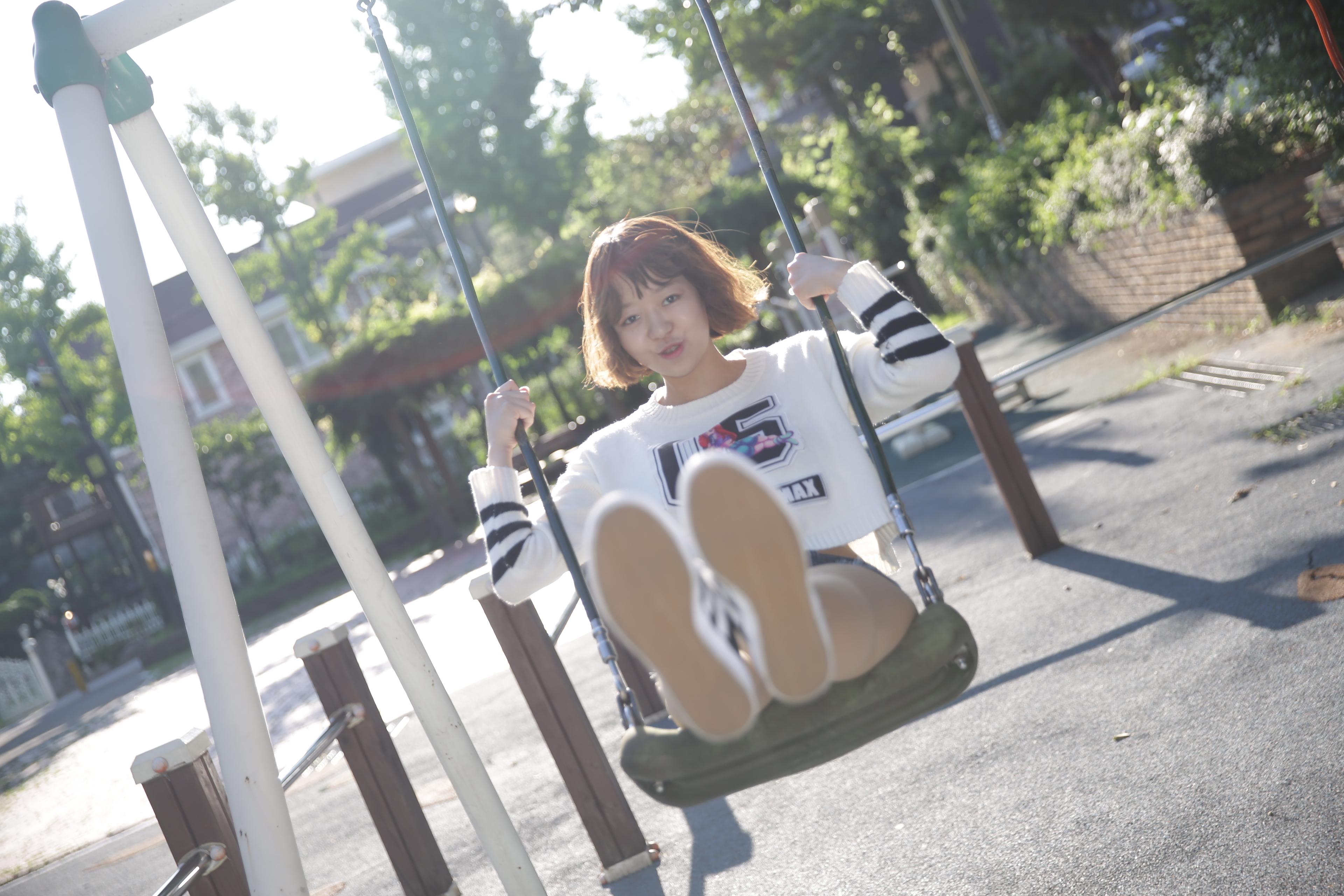 송이 [일반인모델] 놀이터 화보 749P 미리보기 5