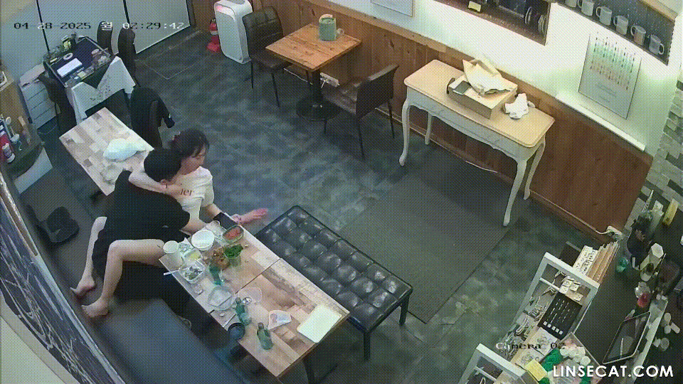 IP_영업끝내고 매장에서 섹스하는 커플 미리보기 5