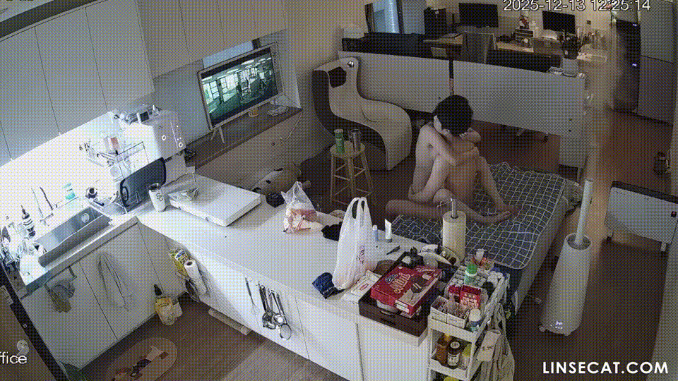 iP신작 ✨ 스튜디오 커플 자위 중 남친만나 섹스 미리보기 3