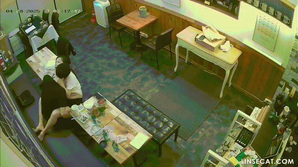 IP_영업끝내고 매장에서 섹스하는 커플 미리보기 4