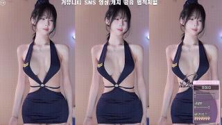 한갱 26.04.11 ☺️오늘자 윗슴/엉밑 전신리액션