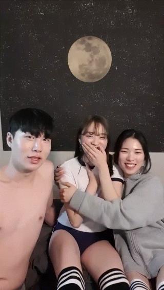쓰따_부르마녀 2명 더블꼭지물빨 3개작
