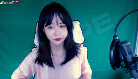 아프리카 방송끝난줄 알고~ 올노출 [수북한 보지털] 이후 현타