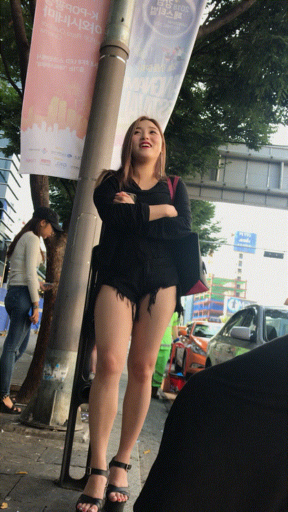 길거리 금발 핫팬츠 육덕녀