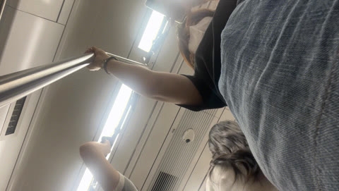 지하철 핫팬츠 업스