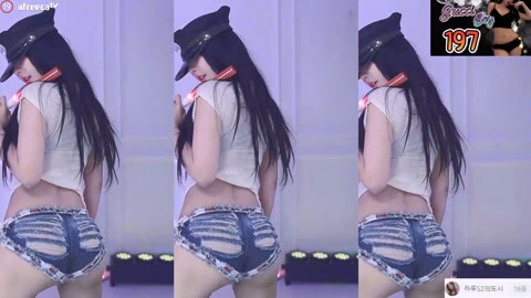 BJ하루_뜯어진 바지사이로 보이는 엉덩이