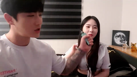 가호_핑크 큰꼭지게스트 [피부하얀 졸귀녀]