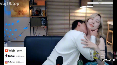 윤가호_노란염색녀/육덕귀요미게스트 굴욕자세 팬방