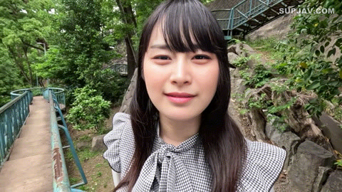 FC2-PPV-4733875 [4.05G] 묘하게 한국연예인~닮은 청순미녀 [매직미러]