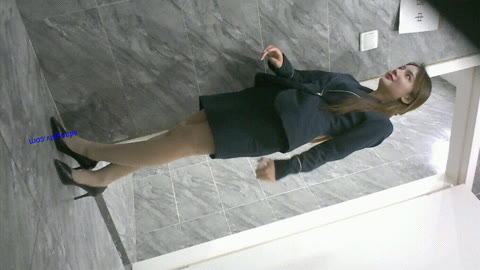 25년 신작장실 : 근무복예쁜이/바깥외모체크 존예녀들모음 4V