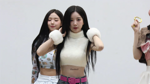 25.12.06 트리플에스 팬사인회 혜린 ☺️꼭지☺️ 윤곽